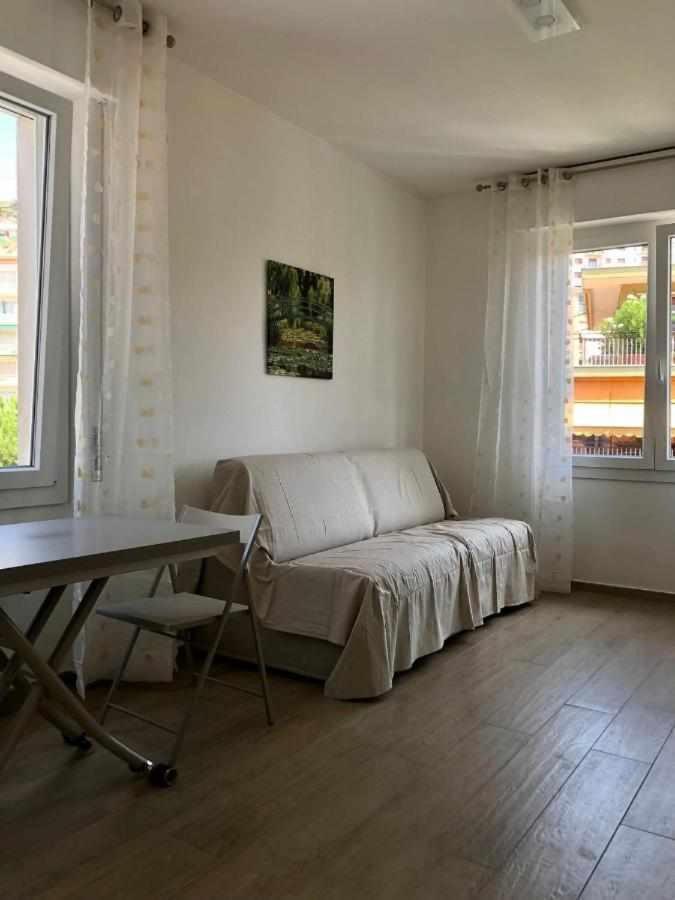 Ninfea Apartments Санремо Экстерьер фото